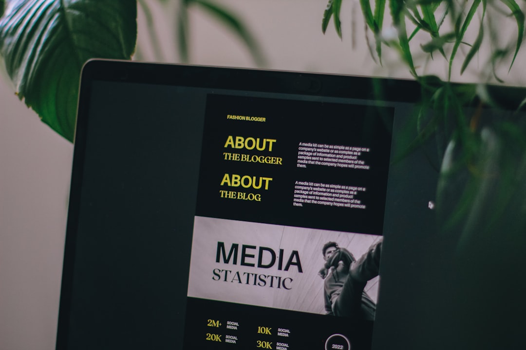 Qu'est-ce que le business media ? Définition et portée pour votre company