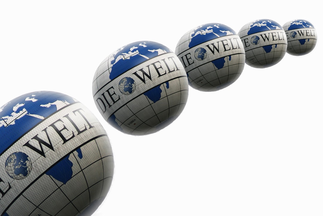 Qu'est-ce que Survey World ? Analyse Initiale et Promesses de la Plateforme