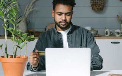 Pourquoi l’assurance en ligne séduit de plus en plus les Français