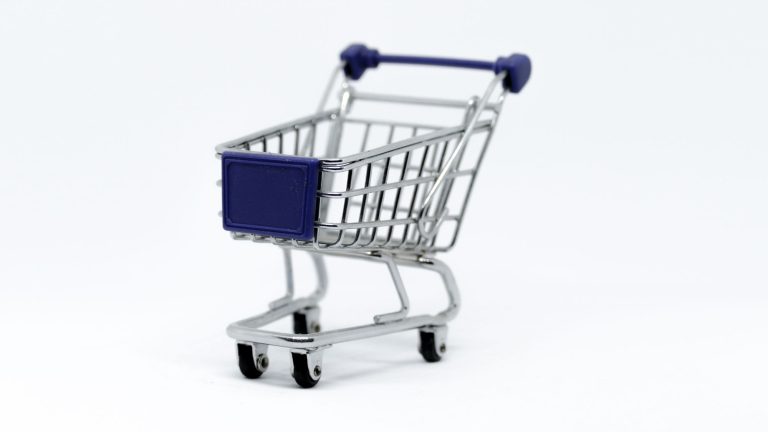 Comparatif des enseignes discount : qualité vs prix