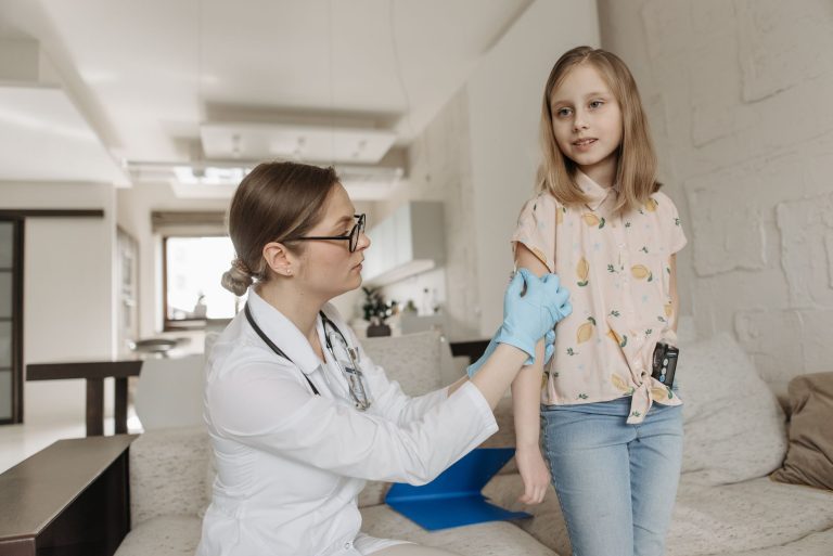 Prévention contre la bronchiolite pour les enfants dans les Alpes-Maritimes