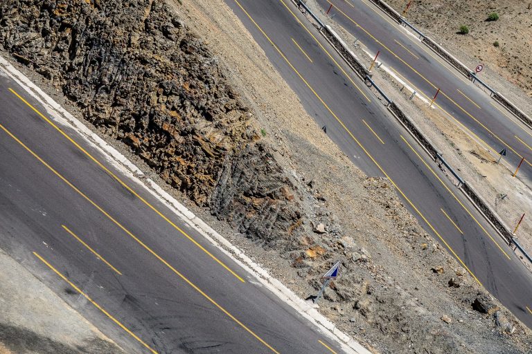 Interdiction des deux-roues : enjeux de sécurité au tunnel Liautaud à Nice