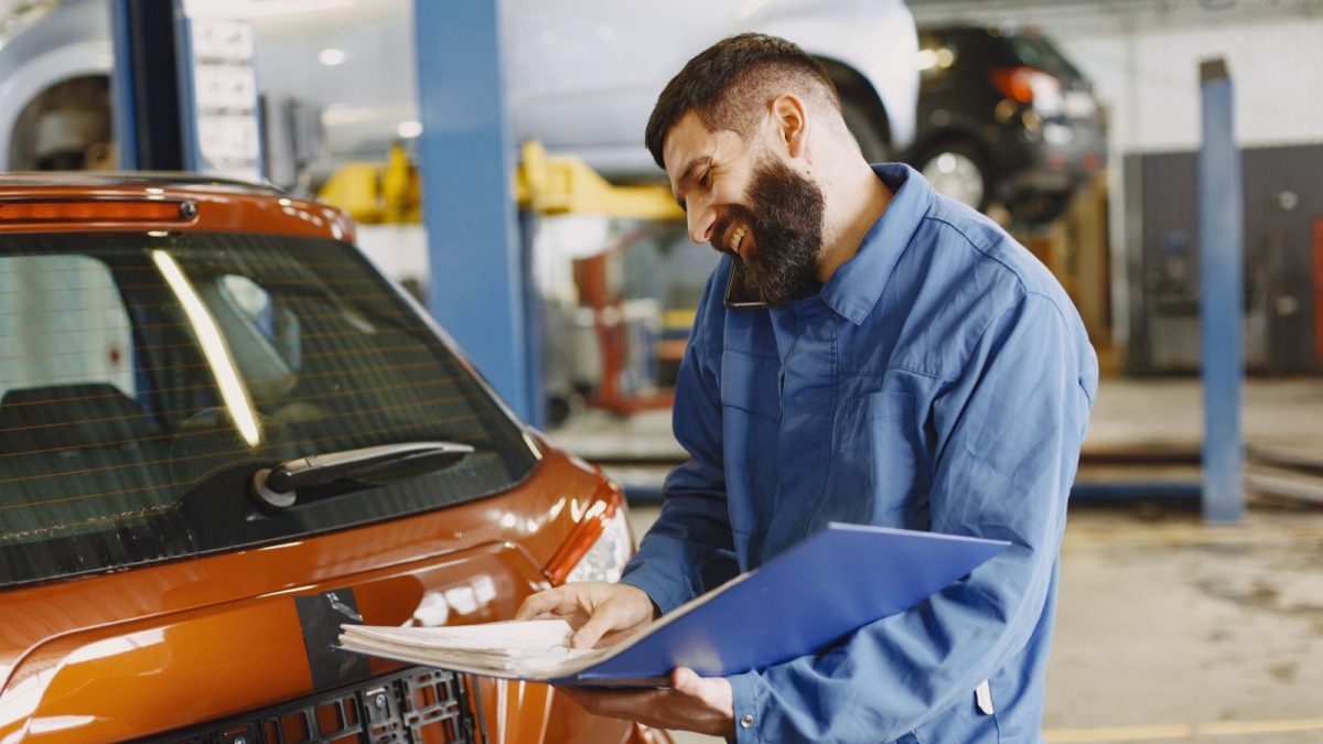 Créer un carnet d&rsquo;entretien voiture : la méthode saison par saison