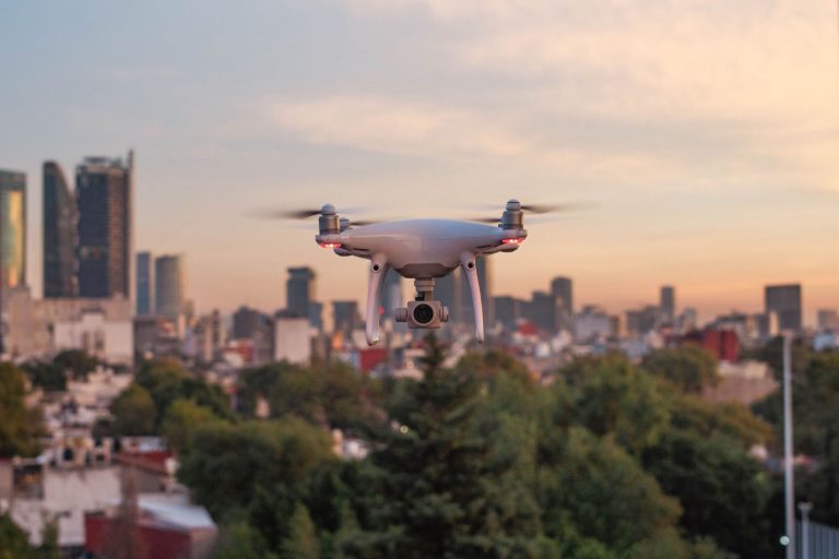 Drone en Belgique : les zones de vol autorisées et les règles à connaî