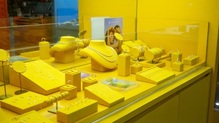 Pierres précieuses jaune : comment reconnaître l&rsquo;authentique