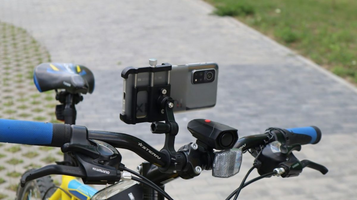 Support téléphone pour scooter : ce qu&rsquo;il change sur vos trajets dans